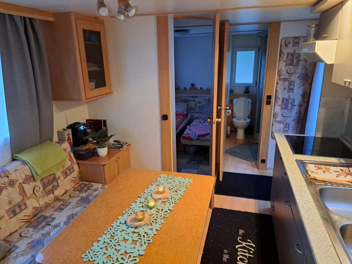 캄니크 Lexi Zen House 아파트 외부 사진